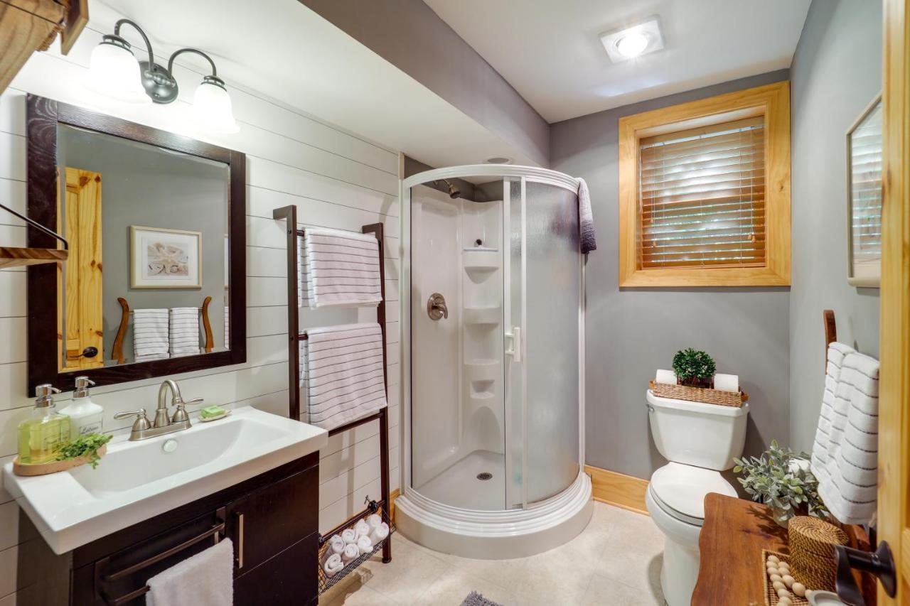 West Jefferson Vacation Rental Near River Екстериор снимка